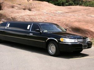 limo-e1328658604170 Limo services to help victims photo