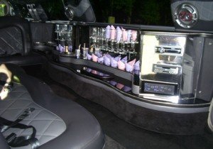 Image of Chrysler 300 Interior with black and grey leather