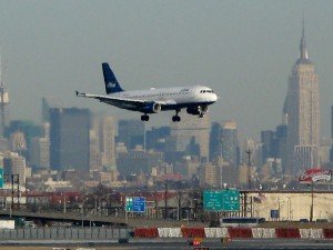 airport transportation delayed by bomb threat