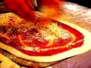 Image of Meriden pizza with a CT Limo