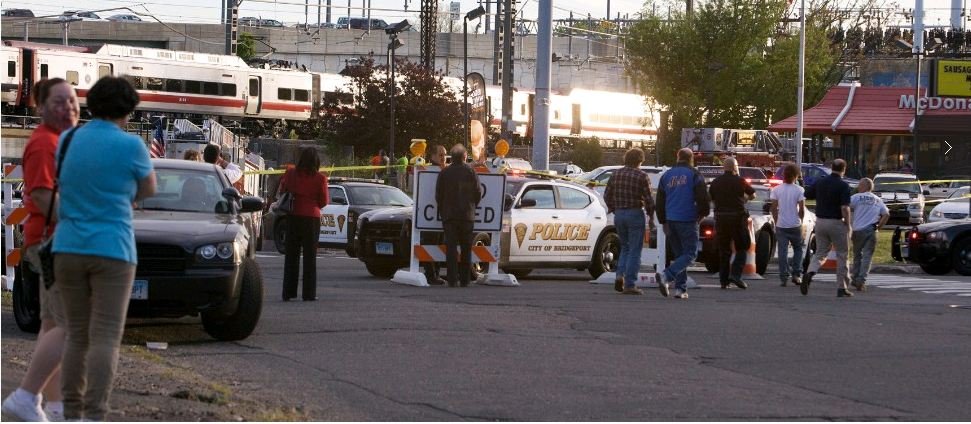 fairfield-ave-in-bridgeport-mta-train-crash image