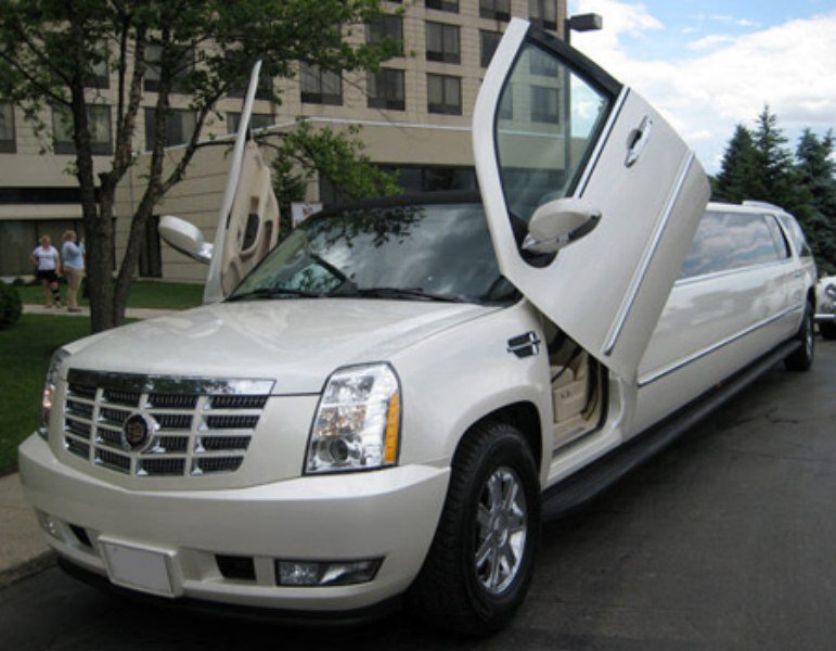 CT Escalade Doors photo