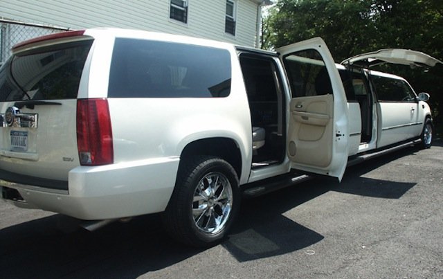 Cadillac Escalade Back and Side Entrances Cadillac Escalade Back and Side Entrances image