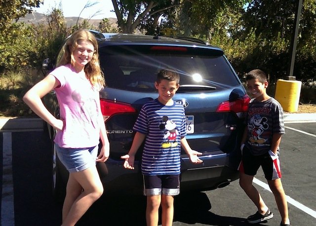 CT Airport Service With The Kiddies CT Airport Service With The Kiddies photo