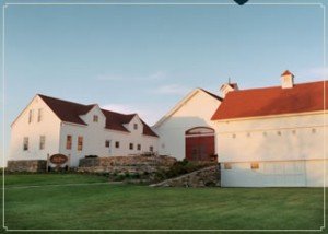 visit the top wineries in Connecticut