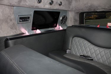 Interior SUV Limo Image